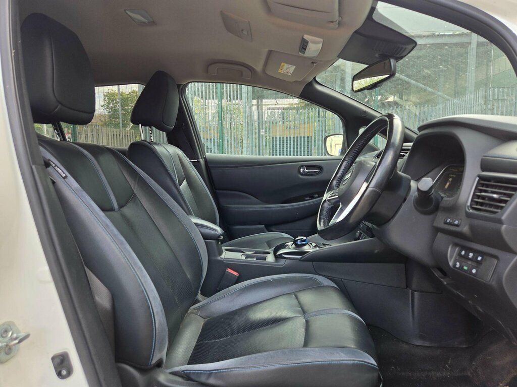 Nissan Leaf 80Kw Black Edition 30Kwh Black #18