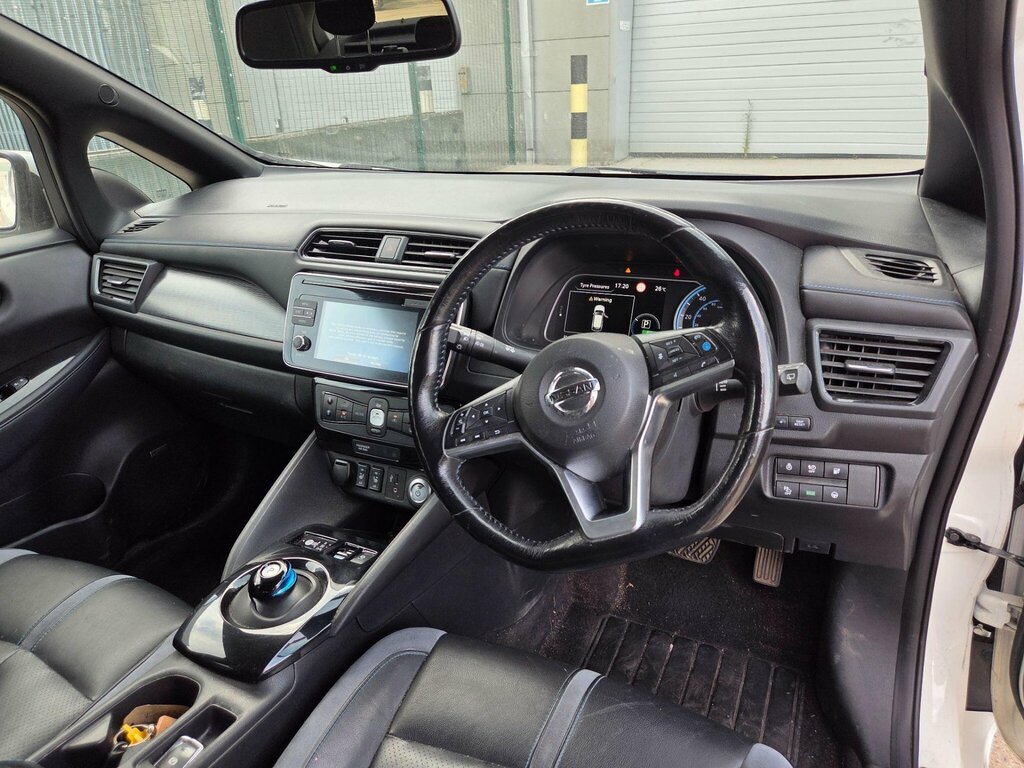 Nissan Leaf 80Kw Black Edition 30Kwh Black #19
