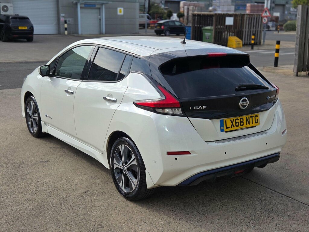 Nissan Leaf 40Kwh Tekna White #3