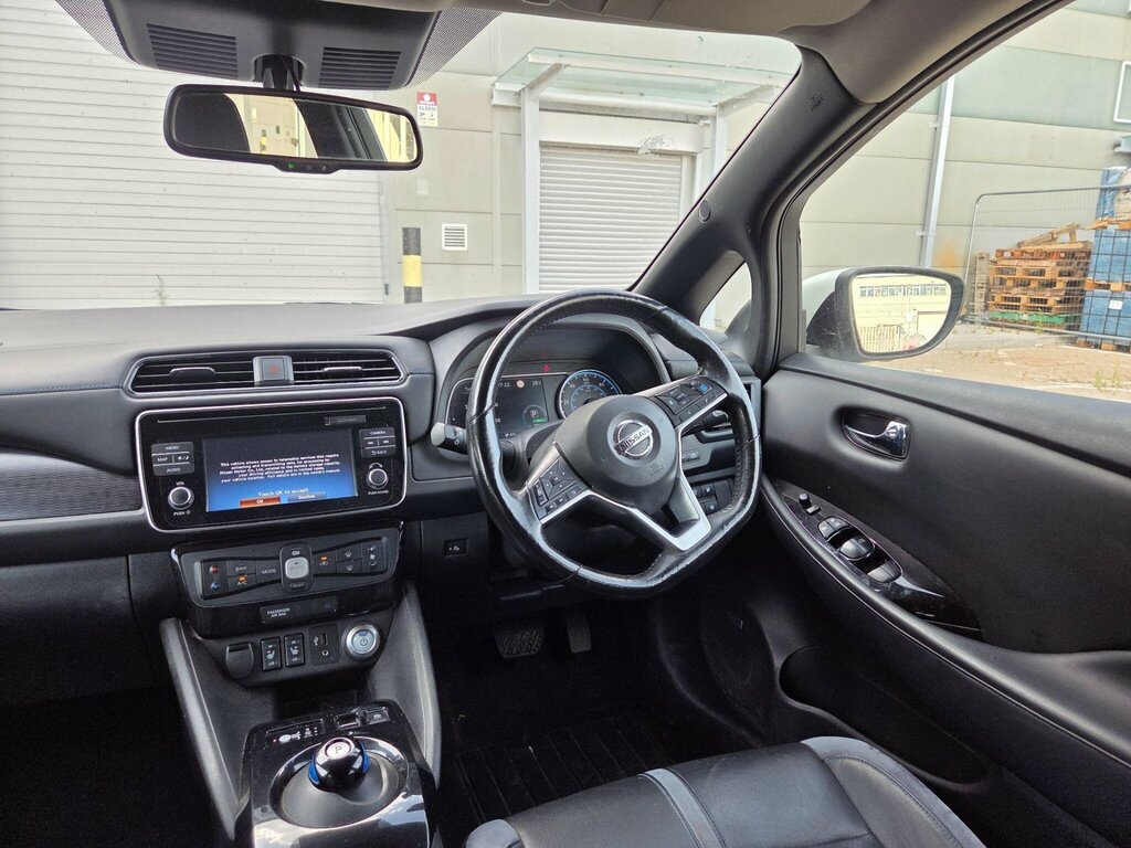 Nissan Leaf 80Kw Black Edition 30Kwh Black #20