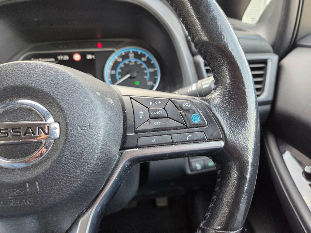 Nissan Leaf 80Kw Black Edition 30Kwh Black #36