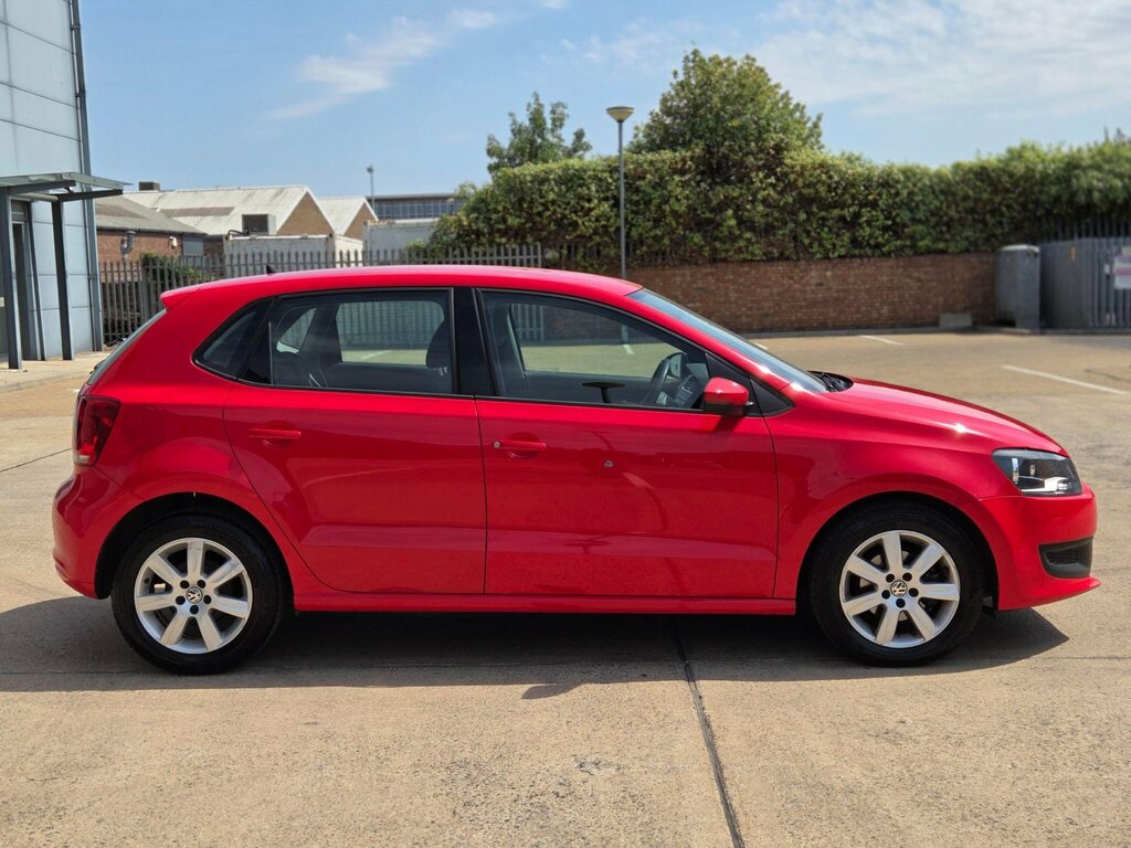 Volkswagen Polo Se White #12