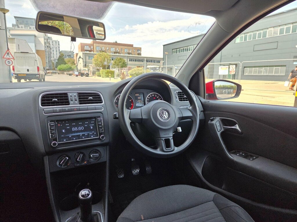 Volkswagen Polo Se White #21