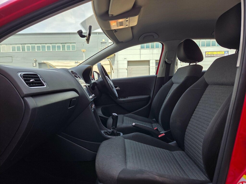 Volkswagen Polo Se White #27