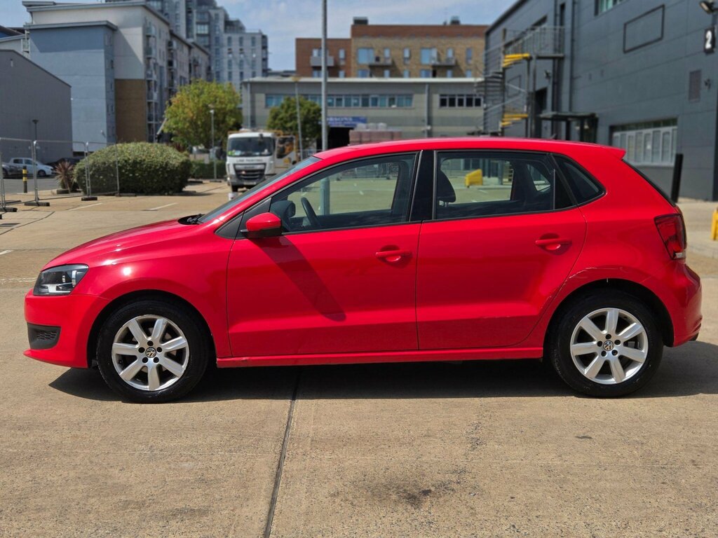 Volkswagen Polo Se White #16