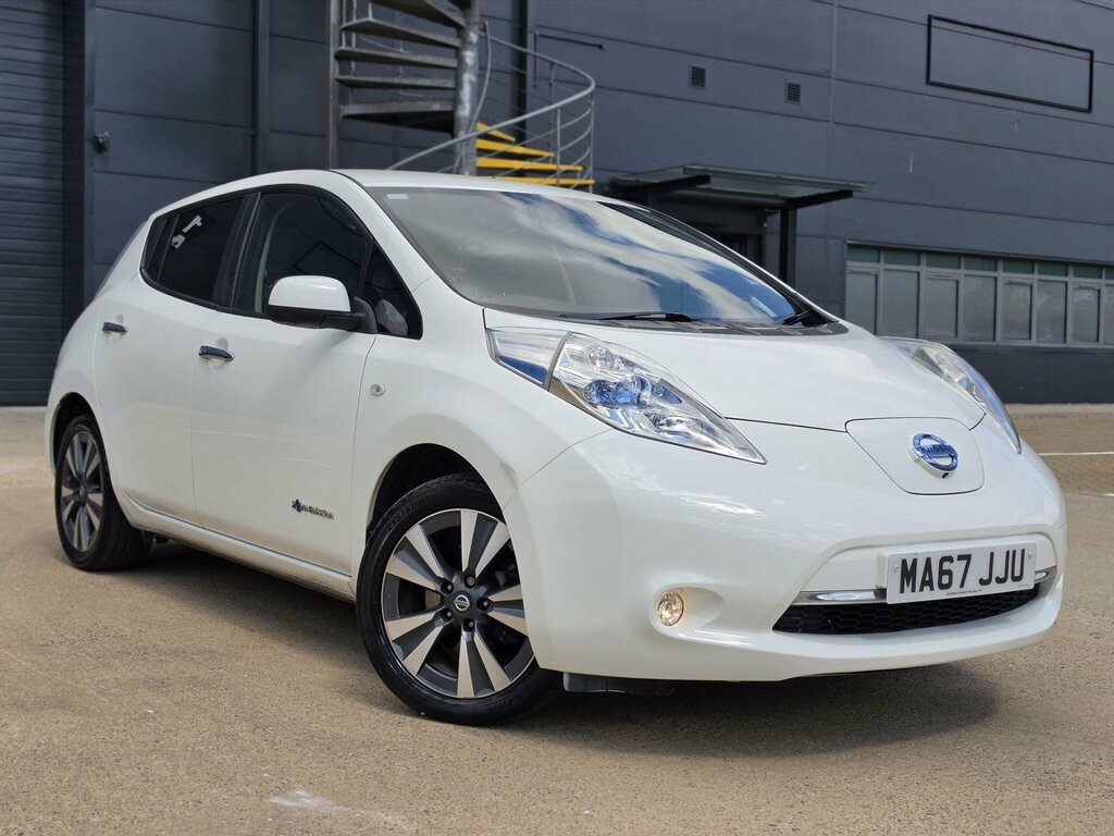 Nissan Leaf 30Kw Tekna With 3.3Kw Charger And Bose Audio Sat Red #50