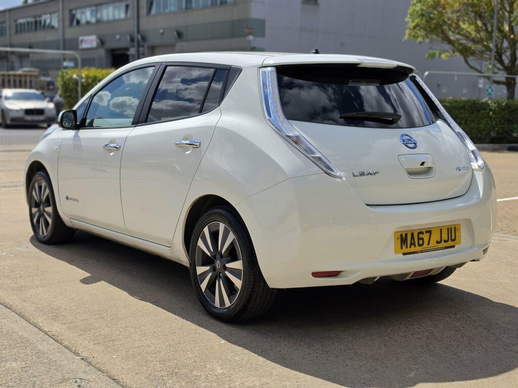 Nissan Leaf 30Kw Tekna With 3.3Kw Charger And Bose Audio Sat Red #51