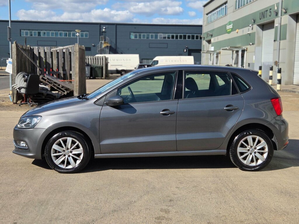 Volkswagen Polo 1.0 Se 74 Bhp Red #16