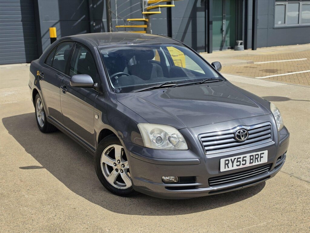 Toyota Avensis Blue #7