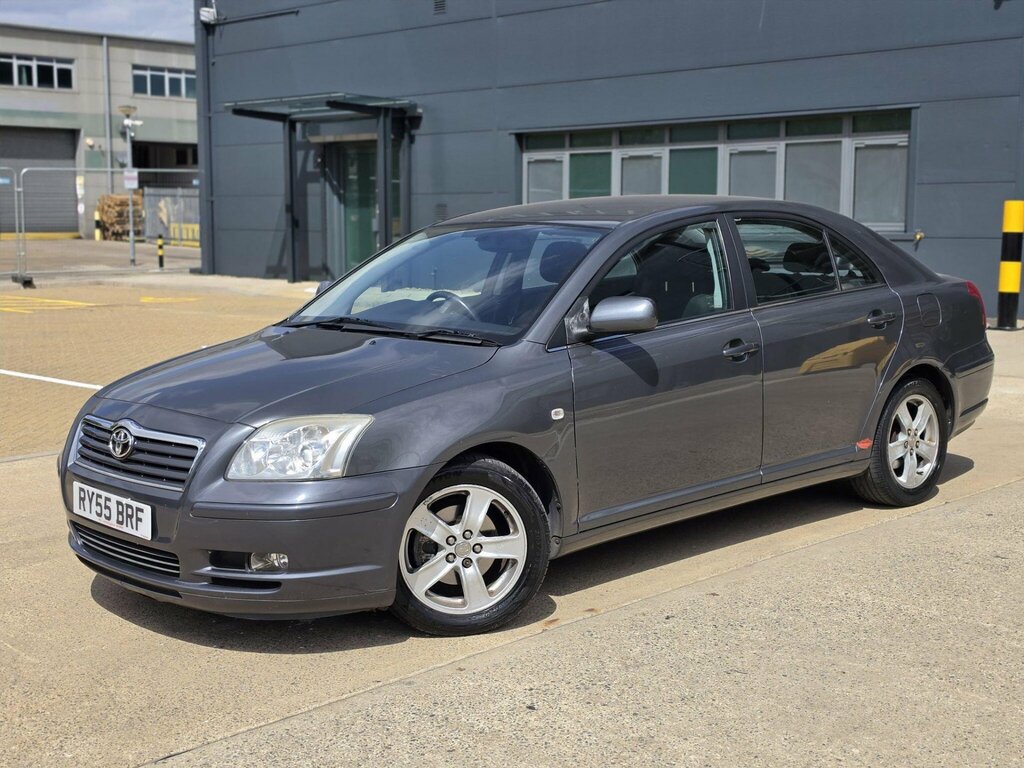 Toyota Avensis Blue #18
