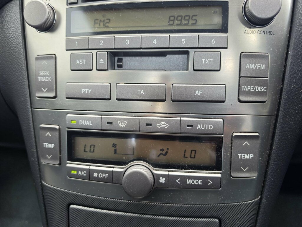 Toyota Avensis Blue #43