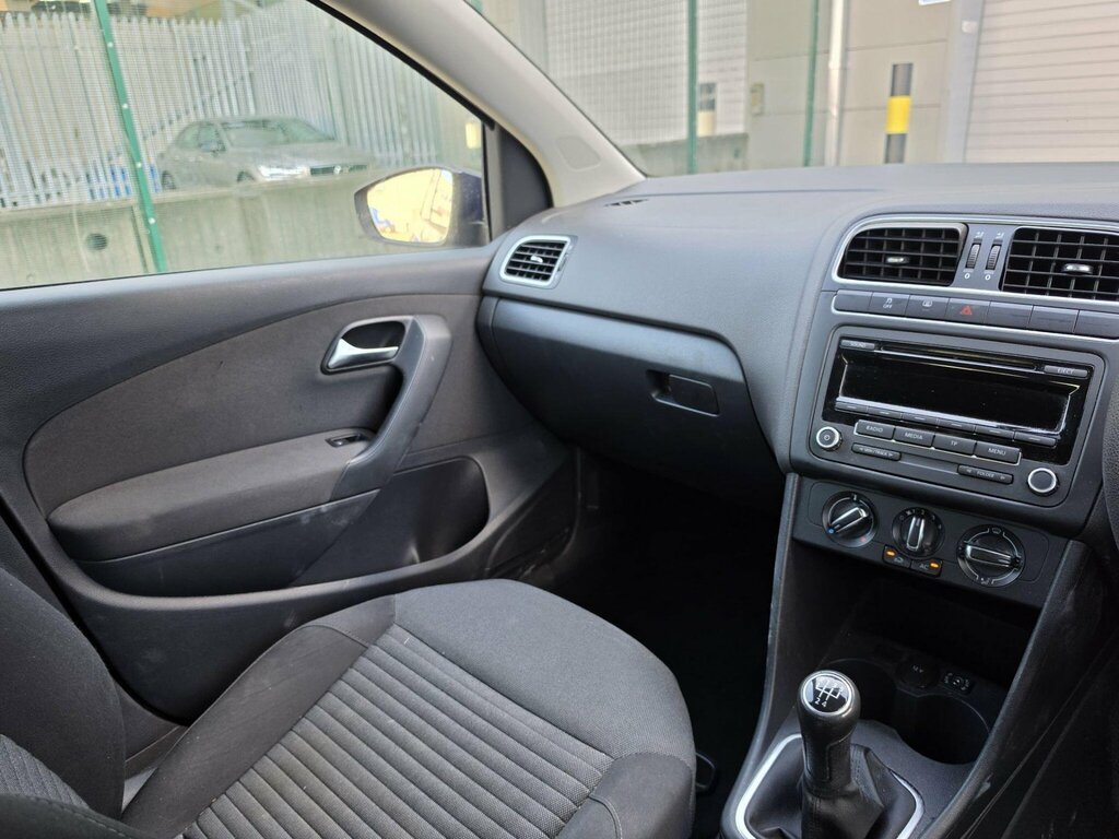 Volkswagen Polo 1.4 Match Black #25