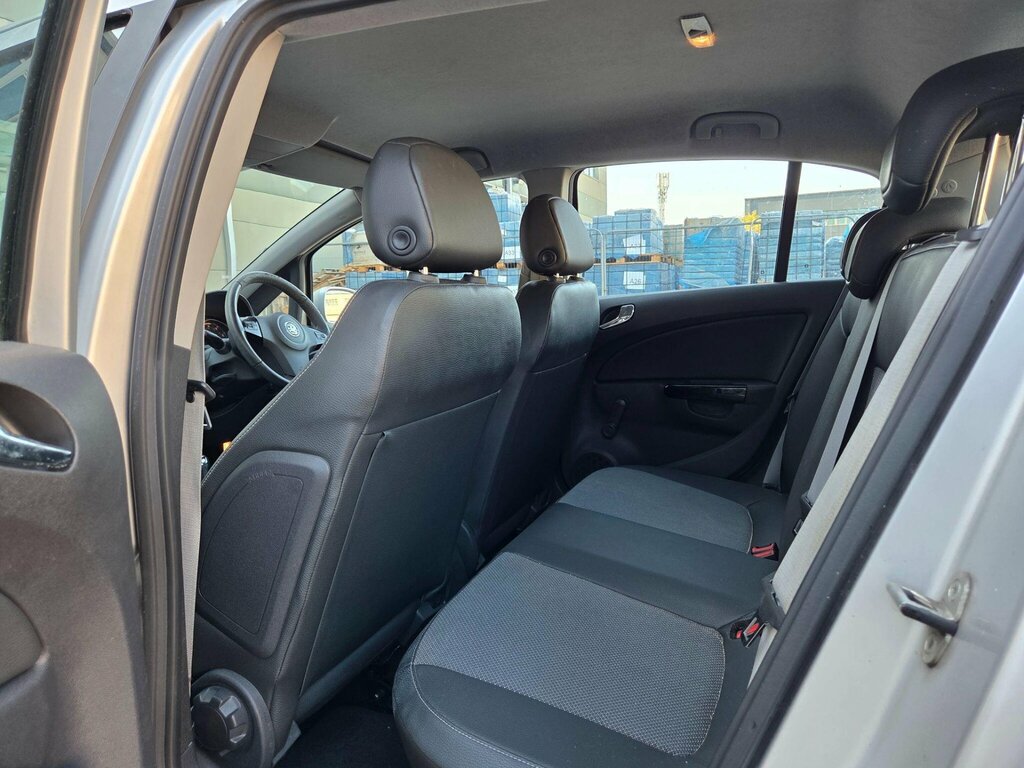 Vauxhall Corsa Club Ac 16V 5-Door Gold #25