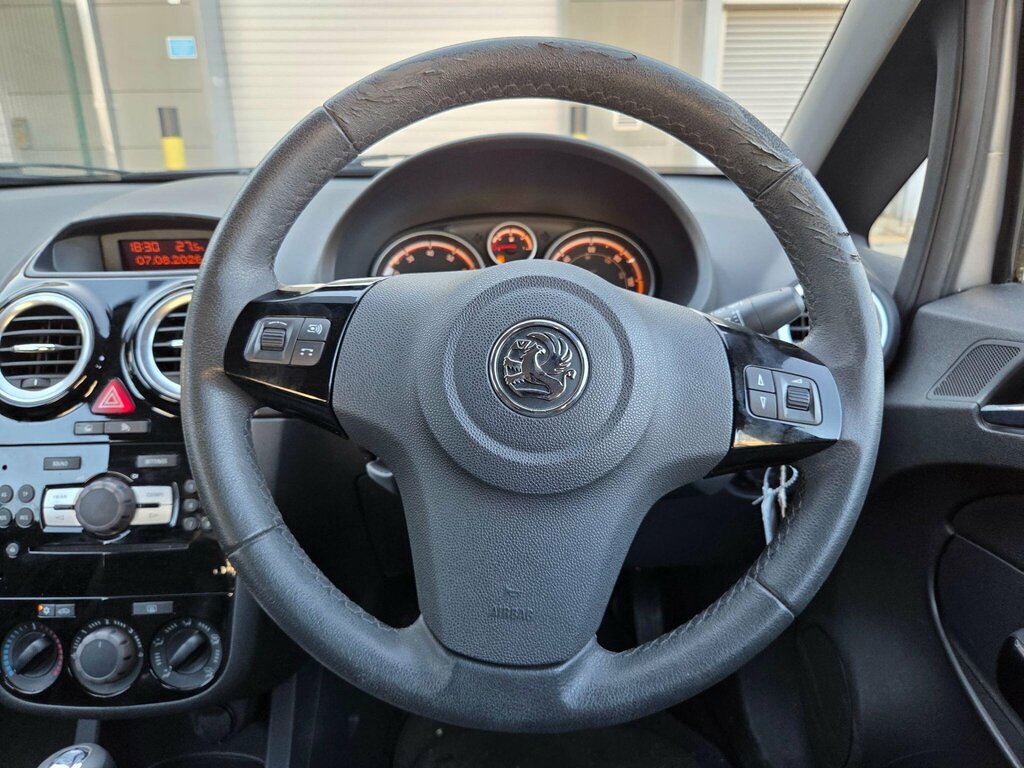 Vauxhall Corsa Club Ac 16V 5-Door Gold #29