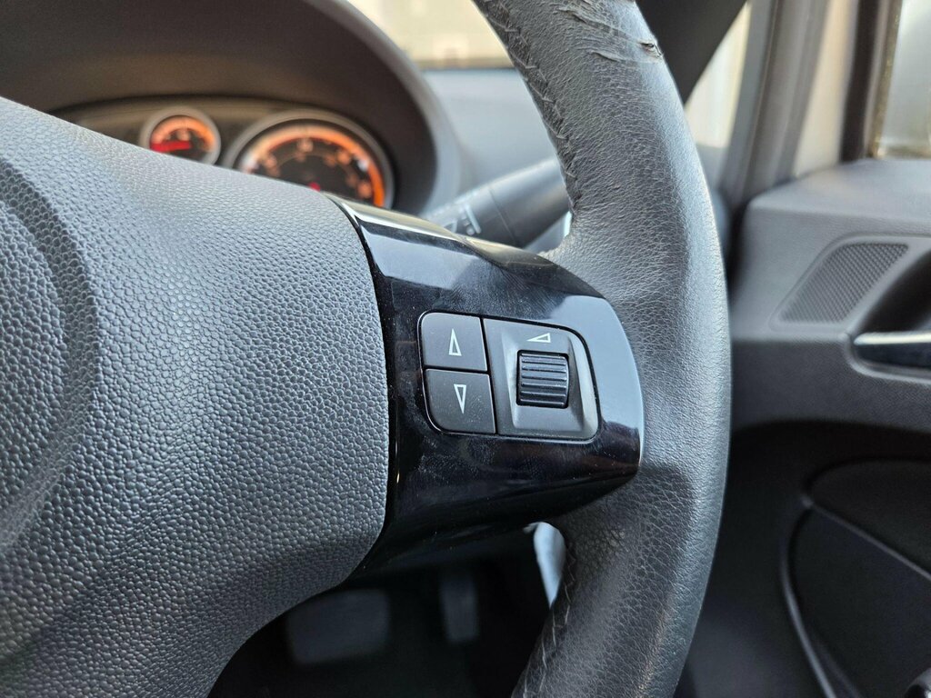 Vauxhall Corsa Club Ac 16V 5-Door Gold #33