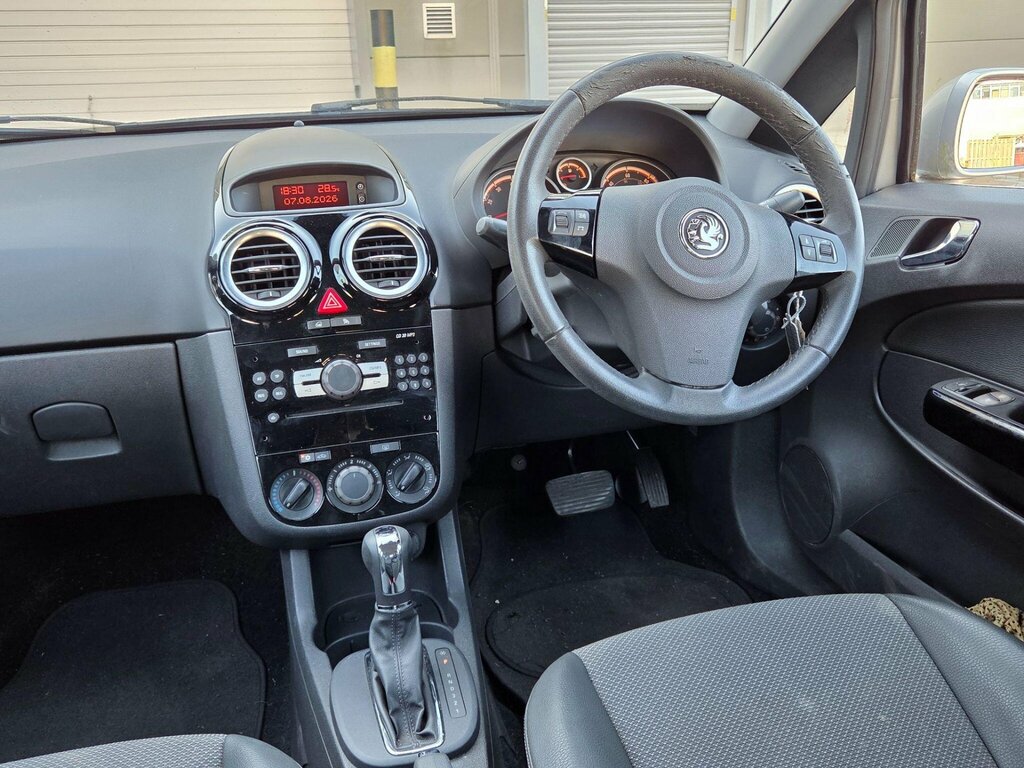 Vauxhall Corsa Club Ac 16V 5-Door Gold #30
