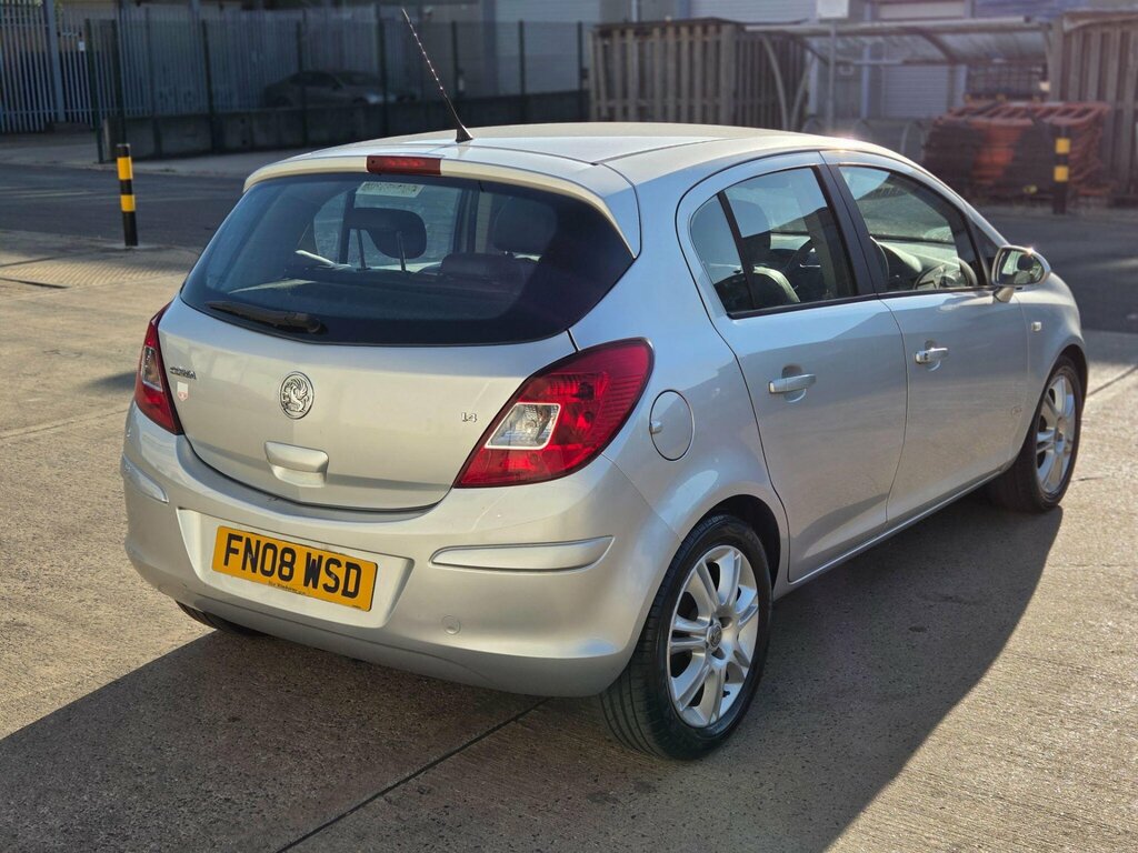 Vauxhall Corsa Club Ac 16V 5-Door Gold #13