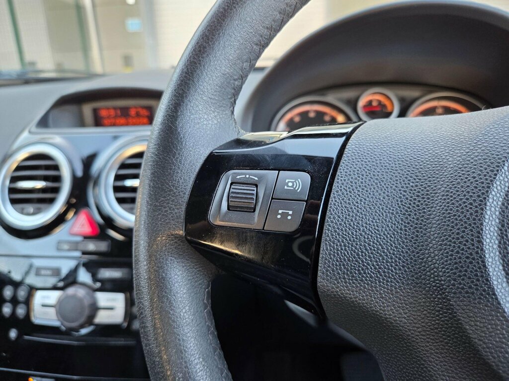 Vauxhall Corsa Club Ac 16V 5-Door Gold #32