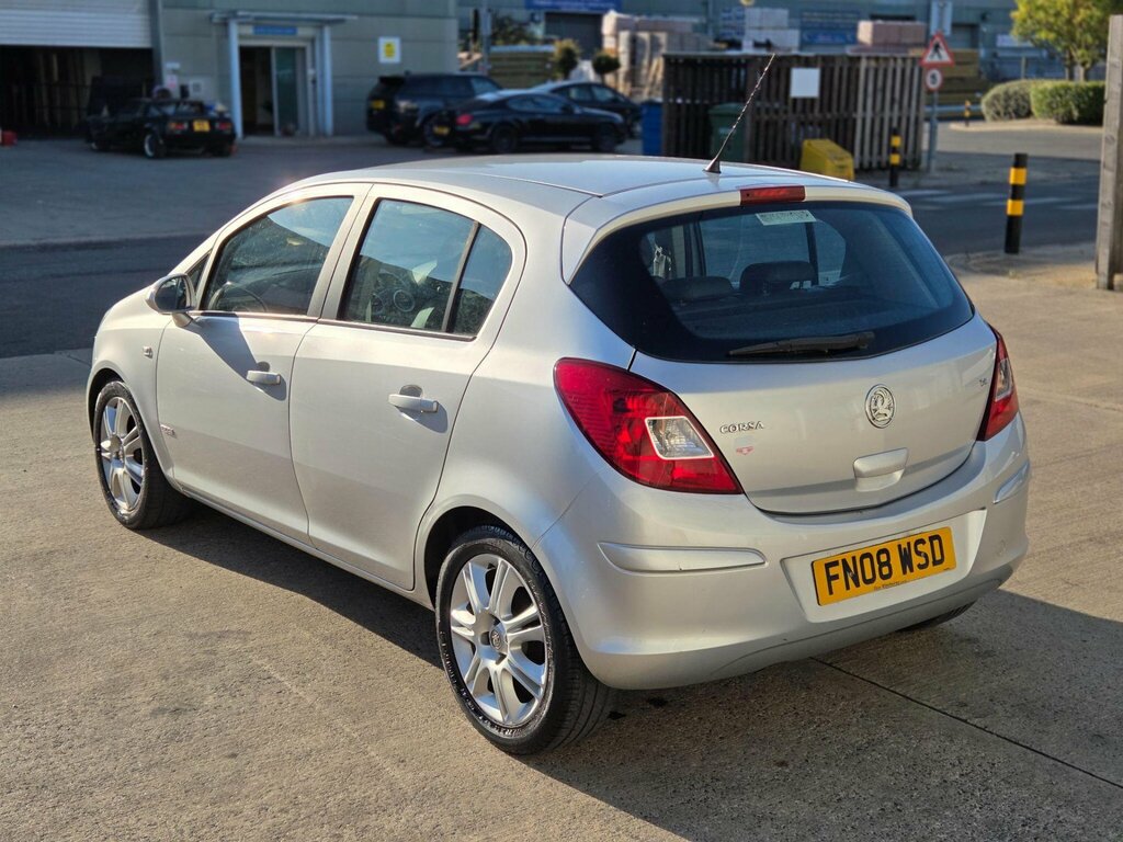 Vauxhall Corsa Club Ac 16V 5-Door Gold #3