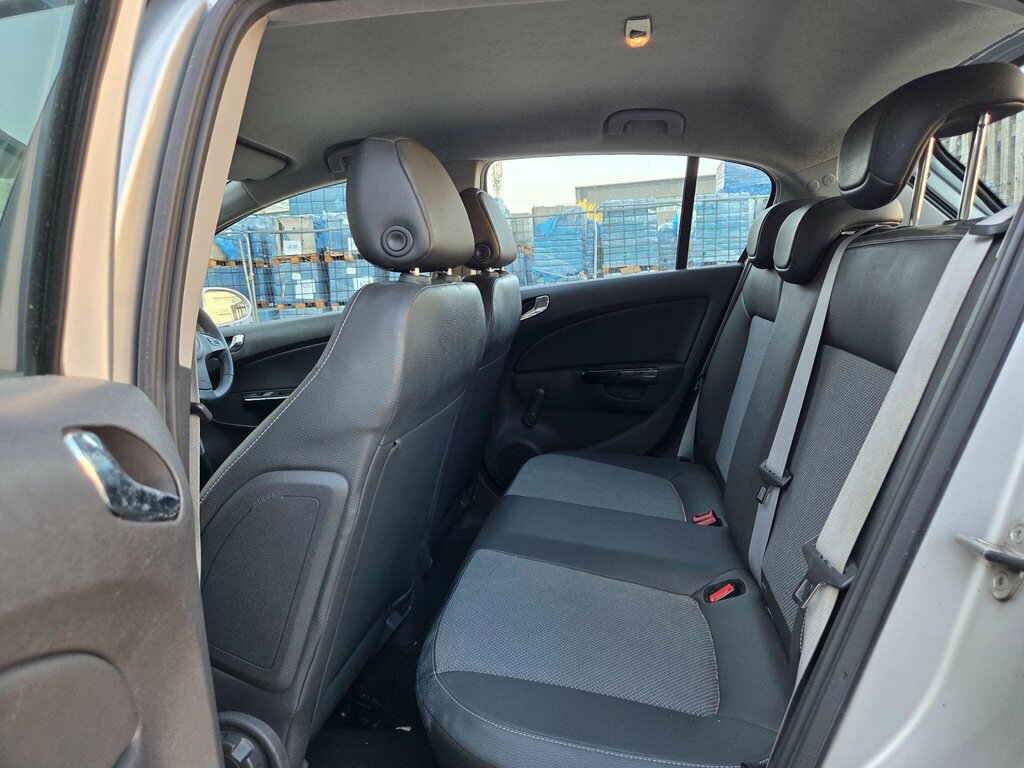 Vauxhall Corsa Club Ac 16V 5-Door Gold #24