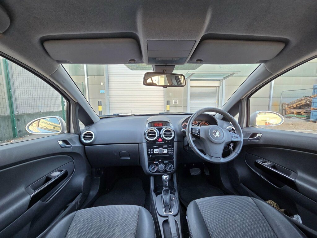 Vauxhall Corsa Club Ac 16V 5-Door Gold #22