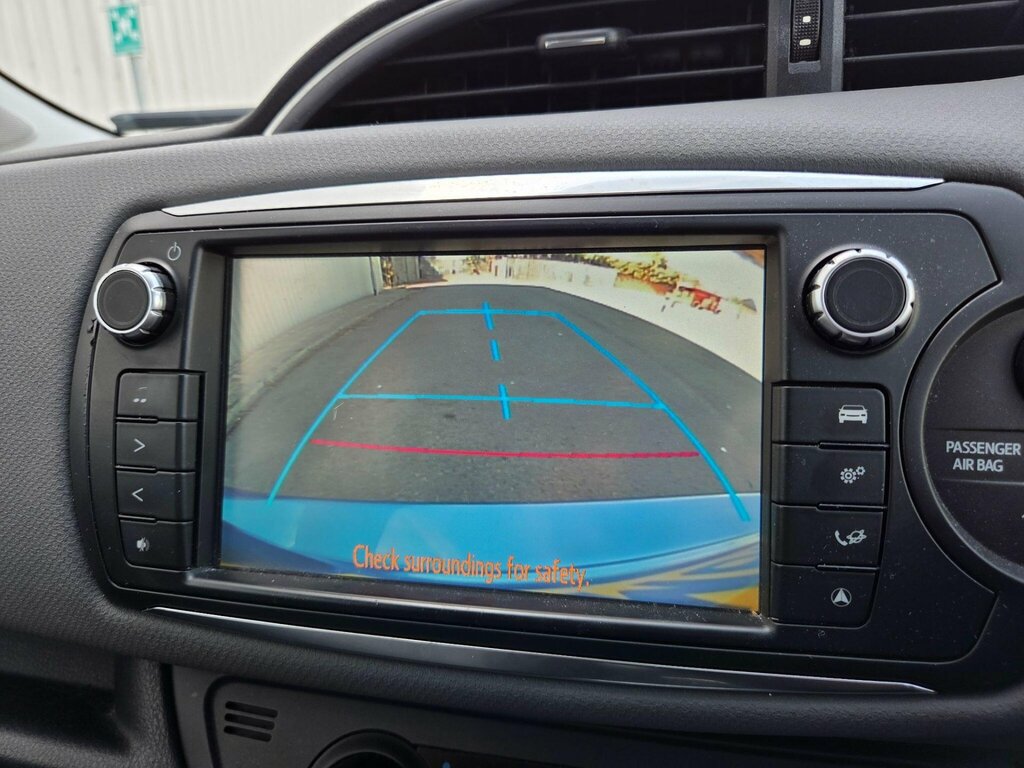 Toyota Yaris Icon 1.5 Hybrid #30