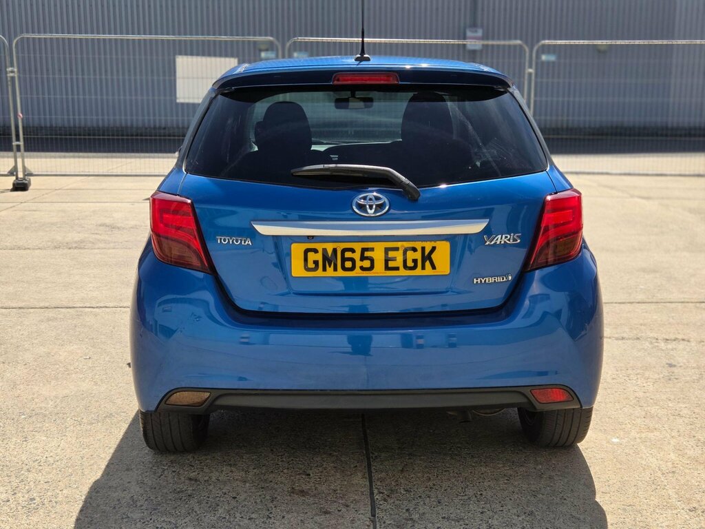 Toyota Yaris Icon 1.5 Hybrid #14