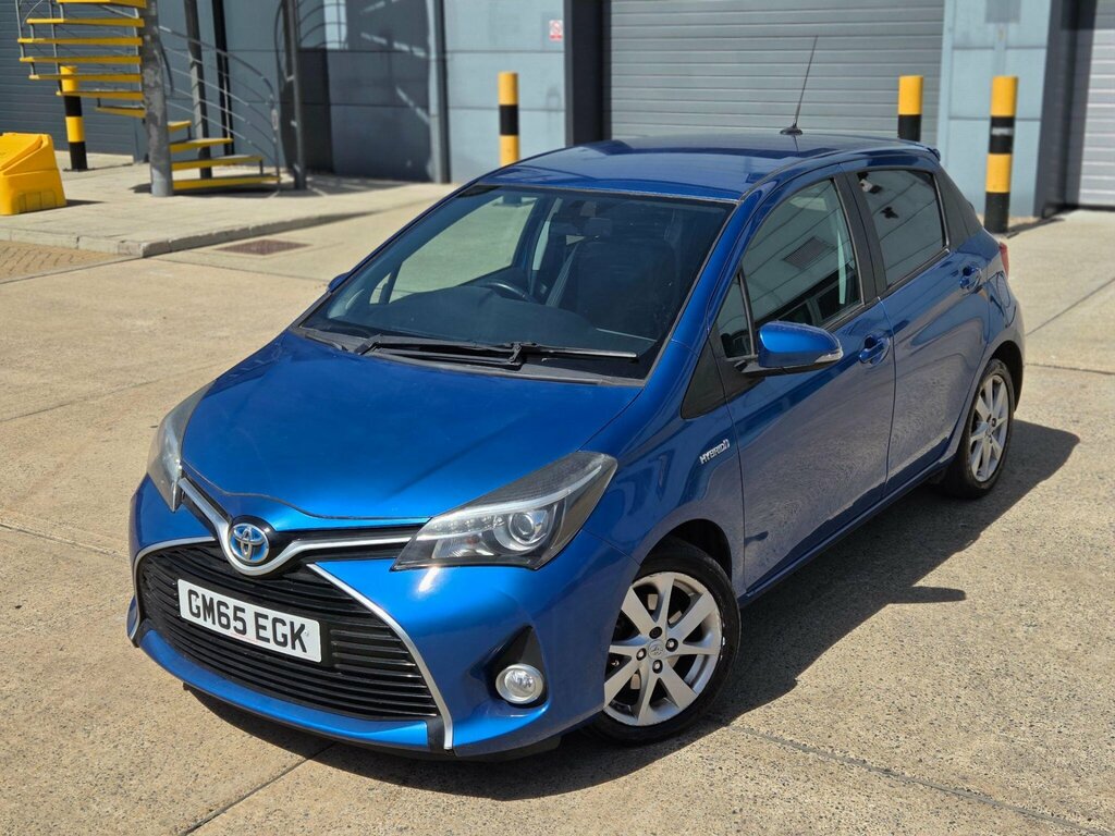 Toyota Yaris Icon 1.5 Hybrid #8