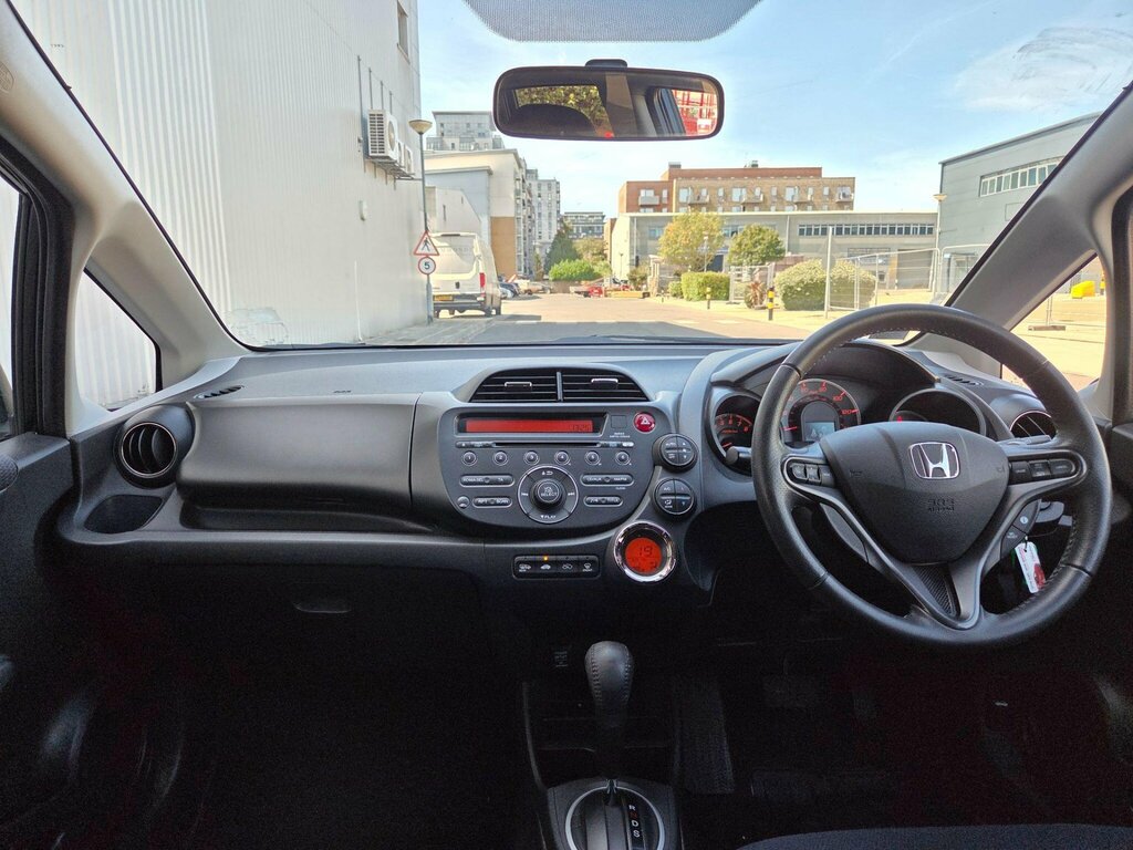 Honda Jazz 1.4 I-vtec Es Plus Cvt Euro 5 Black #4