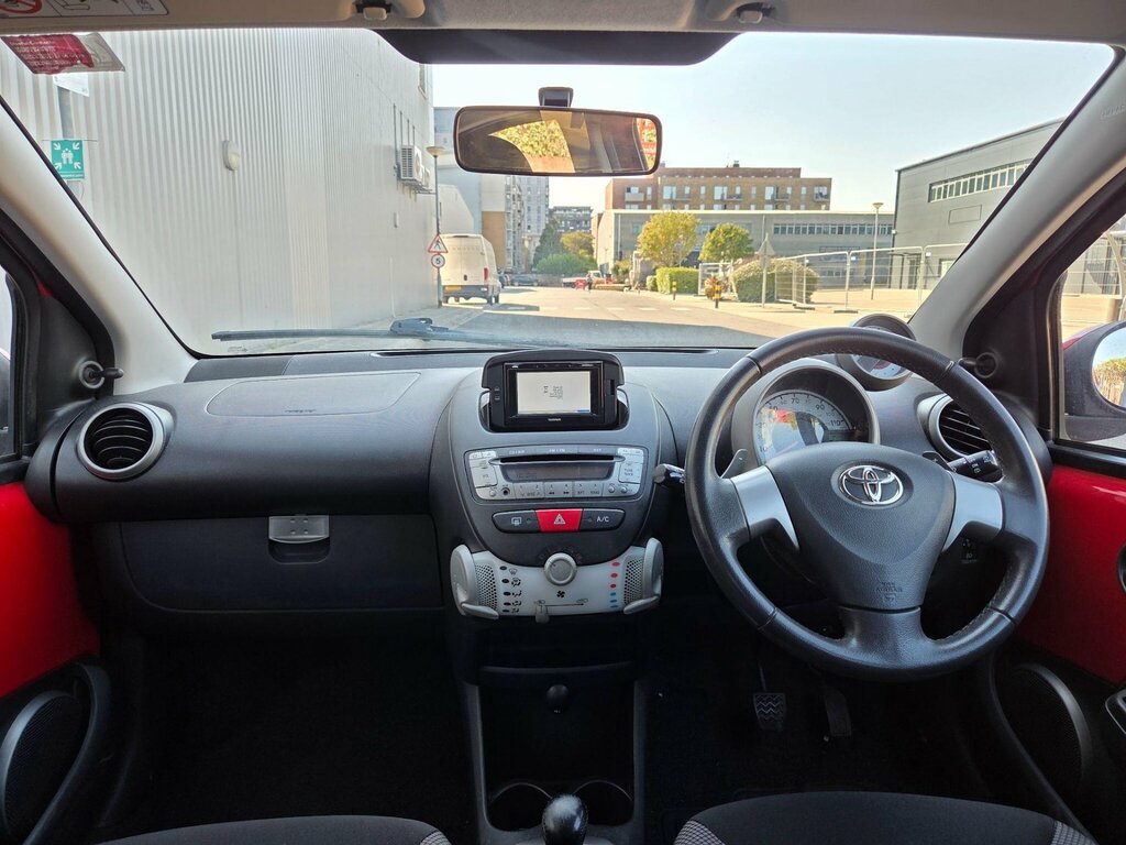 Toyota Aygo 1.0 Vvt-i Move Multimode Euro 5 Red #3