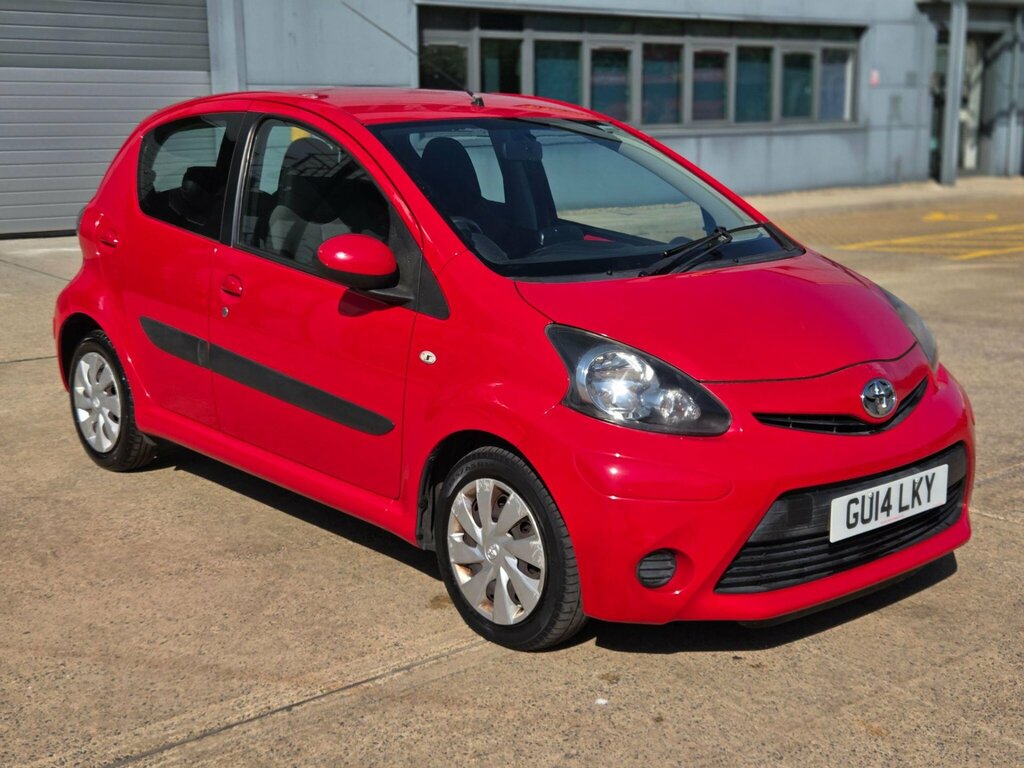 Toyota Aygo 1.0 Vvt-i X-play 69 Bhp White #43