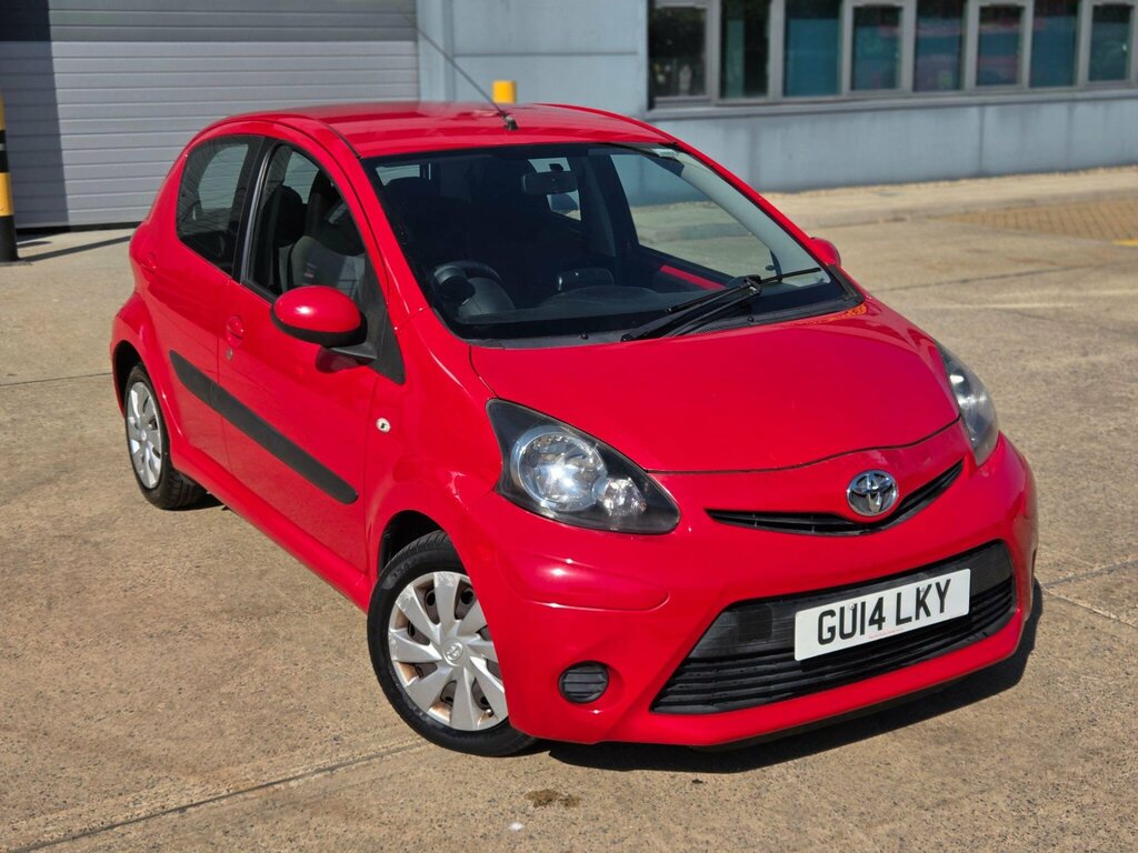 Toyota Aygo 1.0 Vvt-i X-play 69 Bhp White #44