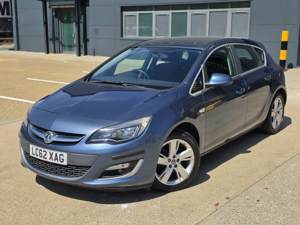 Vauxhall Astra 1.7 Cdti Ecoflex Es Sports Tourer Euro 5 Ss White #9