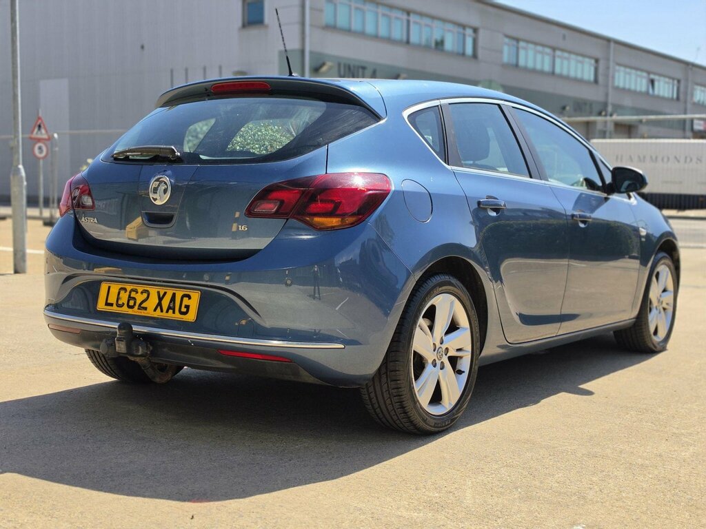 Vauxhall Astra 1.7 Cdti Ecoflex Es Sports Tourer Euro 5 Ss White #14