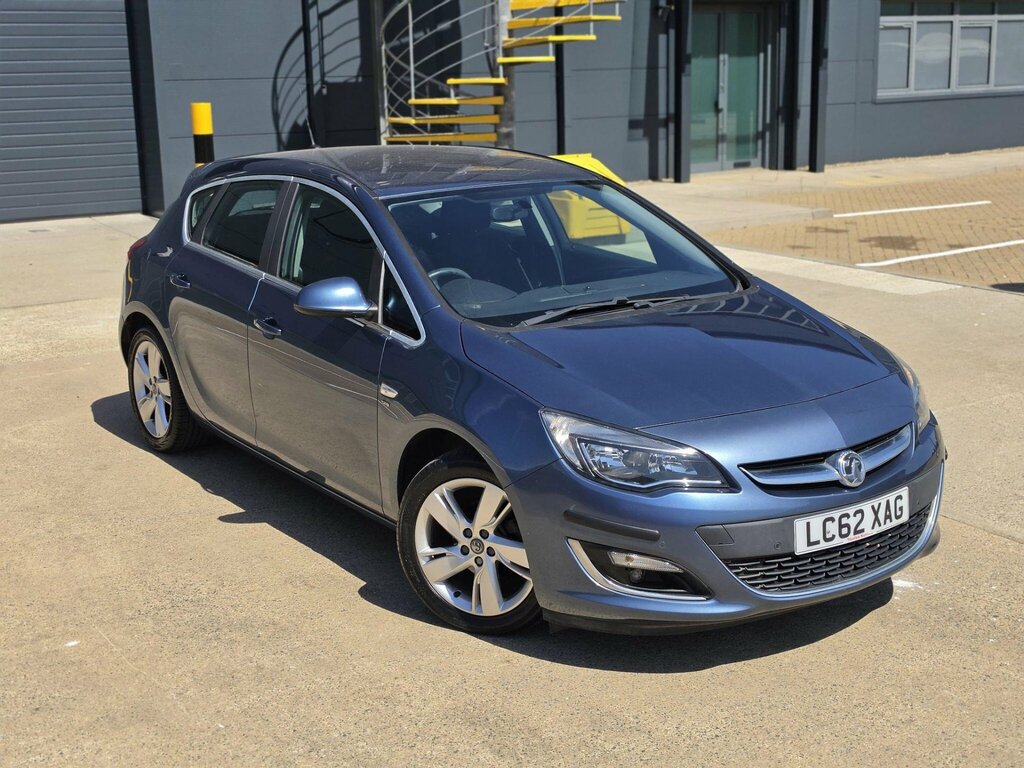 Vauxhall Astra 1.7 Cdti Ecoflex Es Sports Tourer Euro 5 Ss White #7