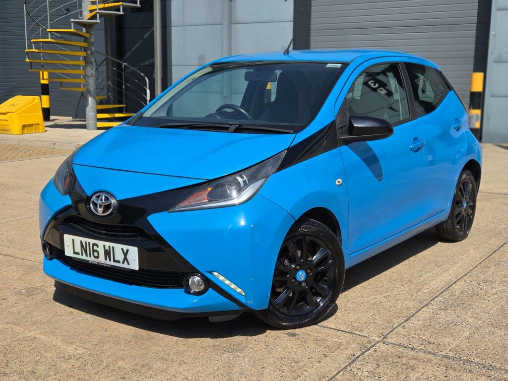 Toyota Aygo 1.0 Vvt-i X-cite X-shift Euro 6 Blue #2