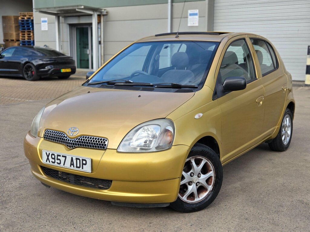 Toyota Yaris 1.3 Vvt-i 16V Cdx Gold #6