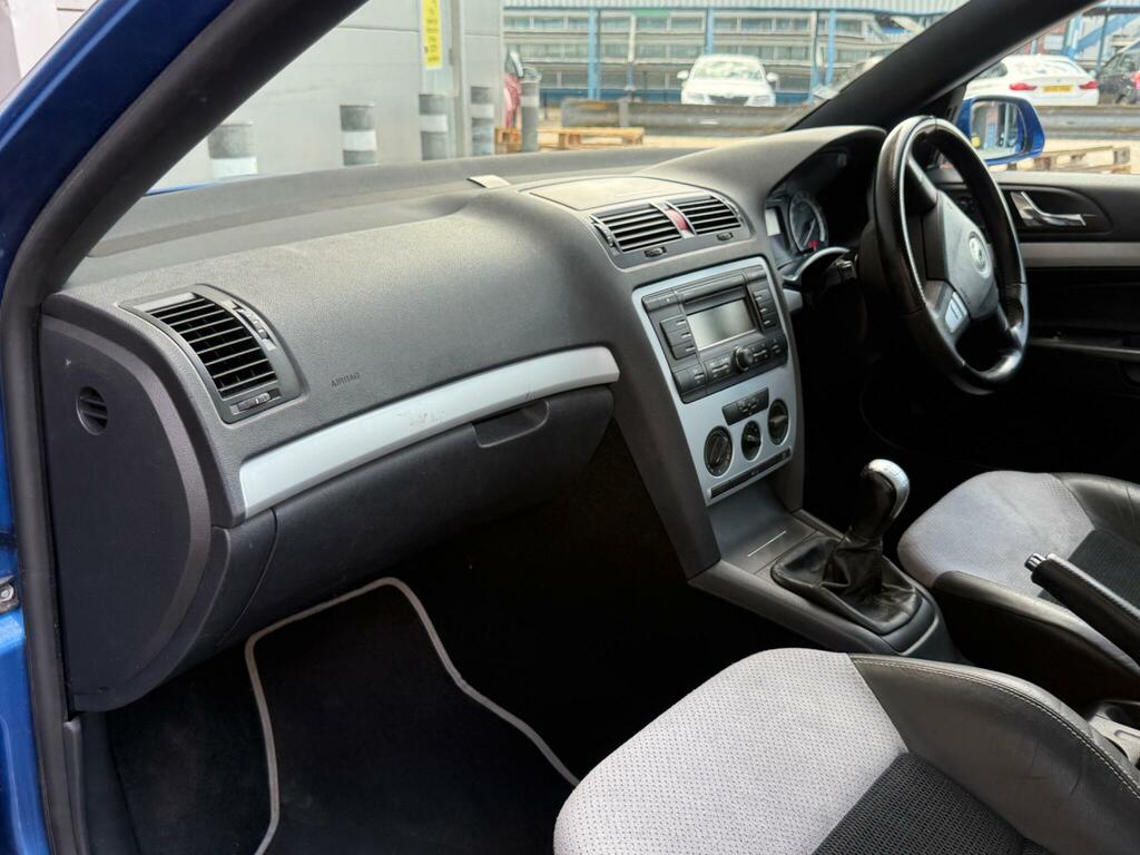 Skoda Octavia 1.9 Laurin Klement Tdi 103 Bhp Grey #17