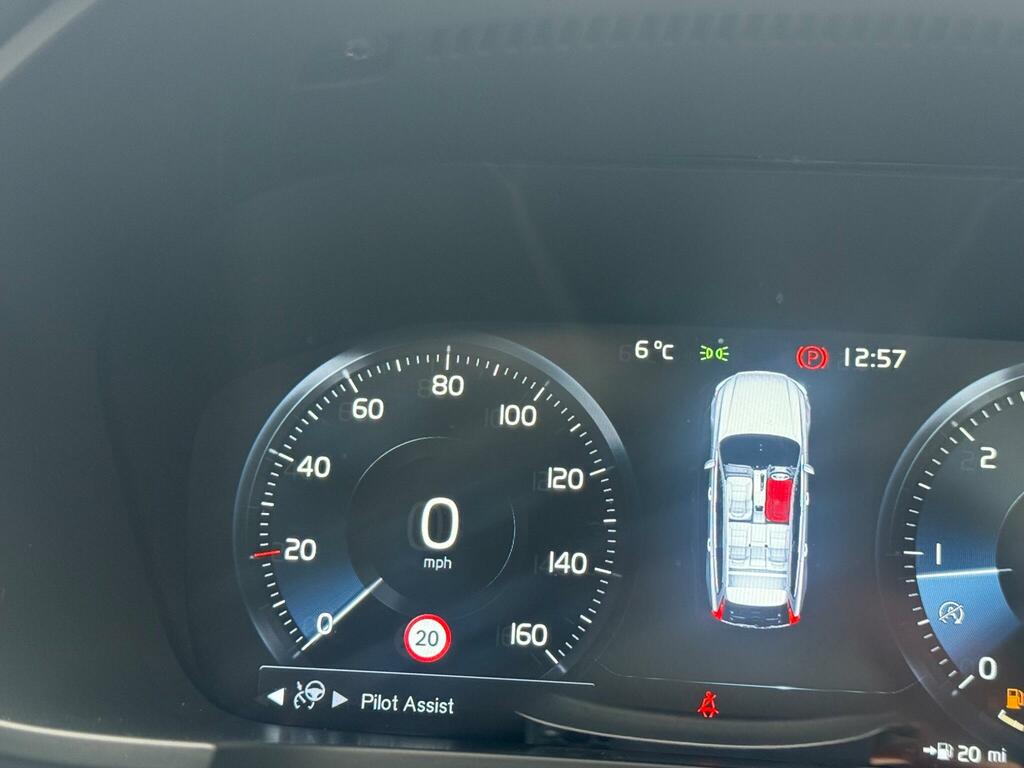 Volvo V90 2.0 D4 Inscription Geartronic Grey #27