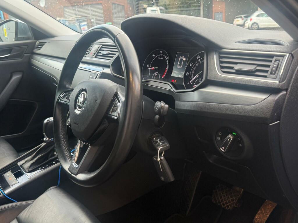 Skoda Superb 2.0 Tdi Cr 190 Se L Executive 4X4 Dsg Grey #12