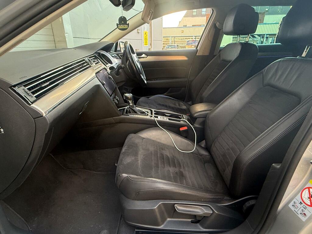Volkswagen Passat 2.0 Tdi Se Business Silver #19