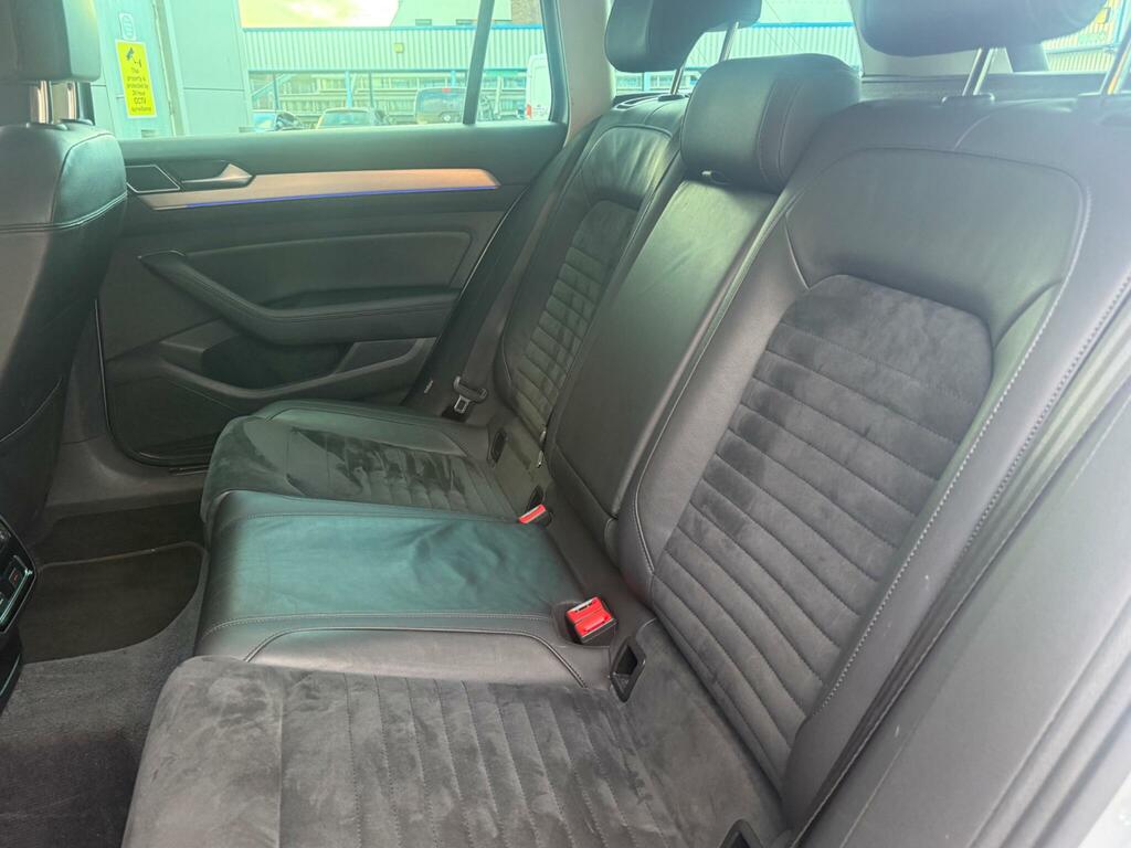 Volkswagen Passat 2.0 Tdi Se Business Silver #9