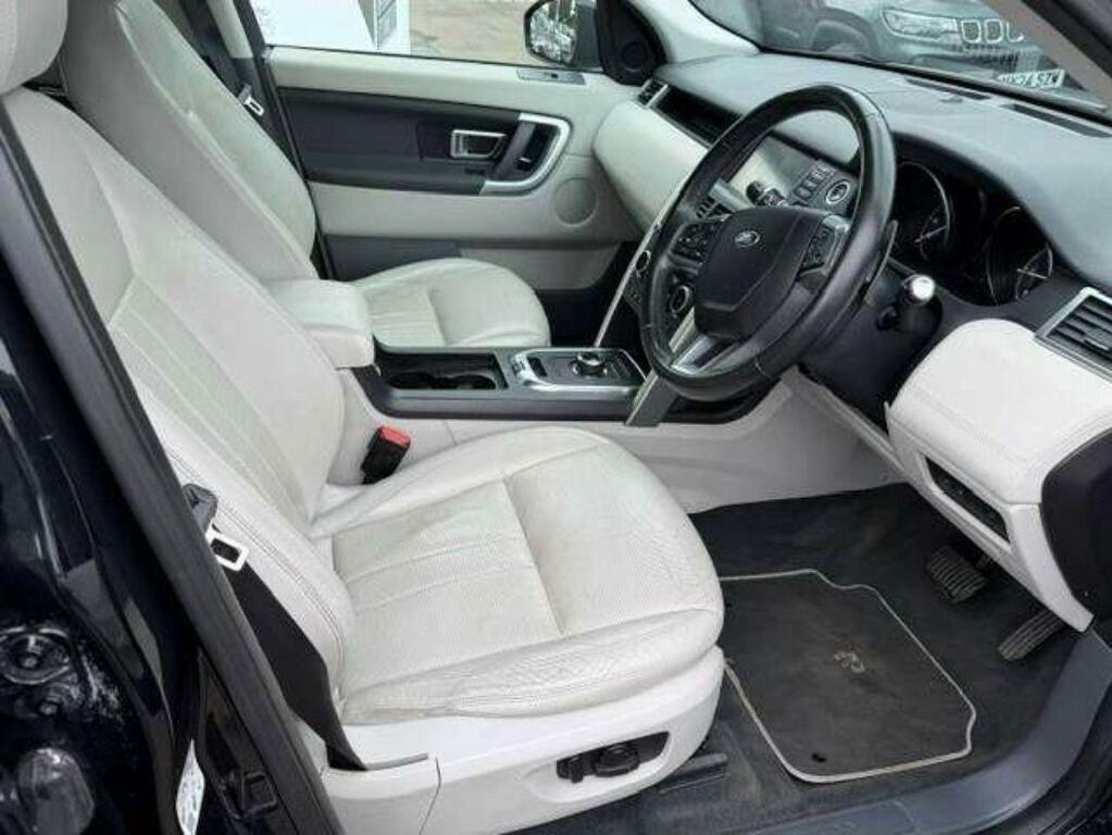 Land Rover Discovery Sport 2.0 Td4 Hse Black 4Wd Euro 6 Ss MA18OHO Black #2