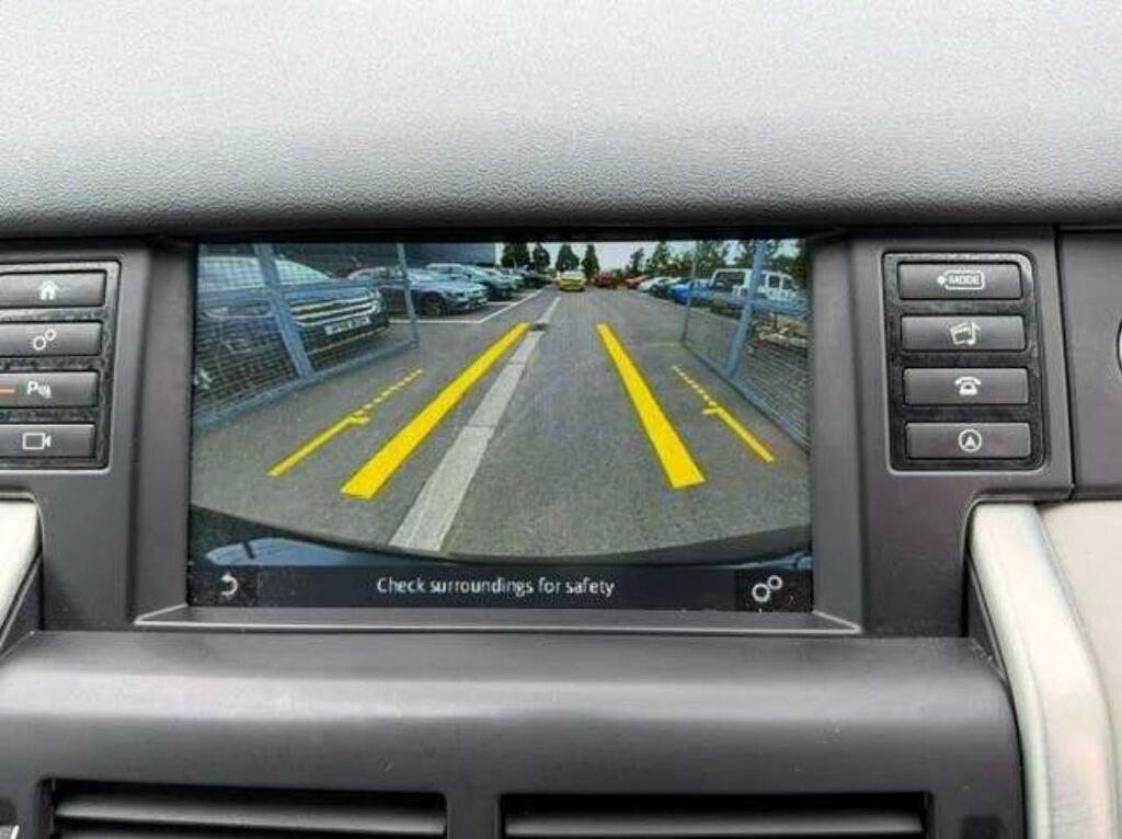 Land Rover Discovery Sport 2.0 Td4 Hse Black 4Wd Euro 6 Ss MA18OHO Black #3