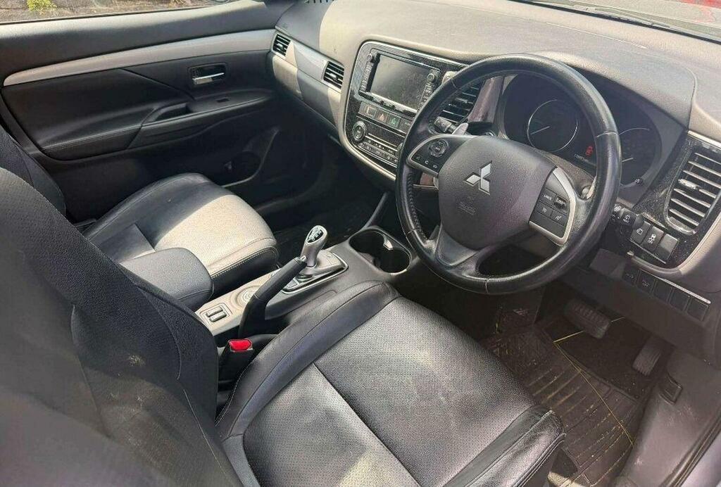 Mitsubishi Outlander 2.0H 12Kwh Gx4h Cvt 4Wd Euro 5 Ss  #2
