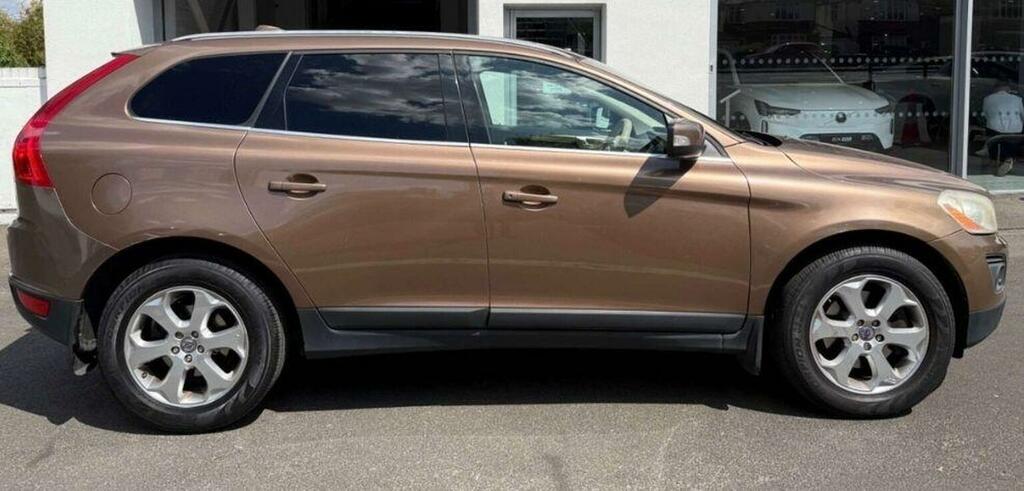 Volvo XC60 2.4 D5 Se Lux Geartronic Awd Euro 4 Brown #6