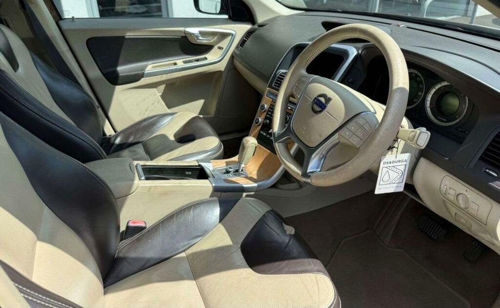 Volvo XC60 2.4 D5 Se Lux Geartronic Awd Euro 4 Brown #4
