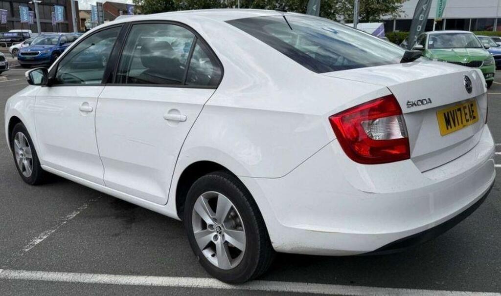 Skoda Rapid 1.2 Tsi Se Euro 6 Ss White #5