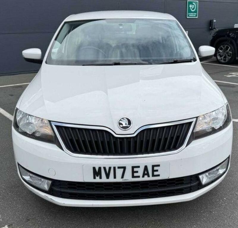 Skoda Rapid 1.2 Tsi Se Euro 6 Ss White #3
