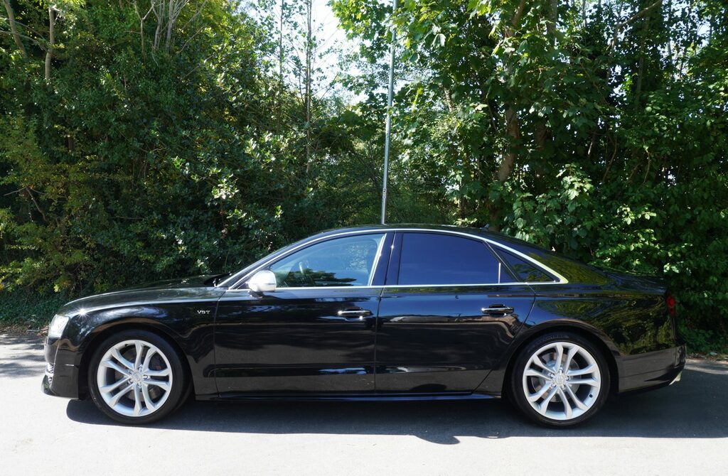 Audi S8 4.0 Tfsi V8 Black #2